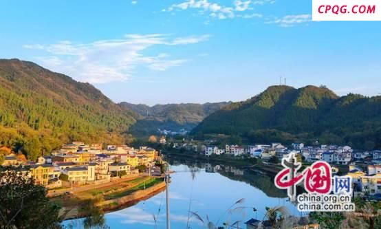 泸溪：党建引领“四融合” 跑出乡村振兴加速度