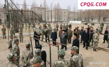 加沙援助点发生踩踏事件 管控不力致混乱