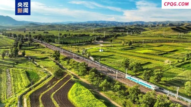 上半年国家铁路发送货物19.8亿吨 同比增长3.0%