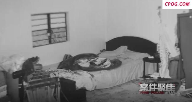 上海男子发现妻子被绑床上 案情离谱