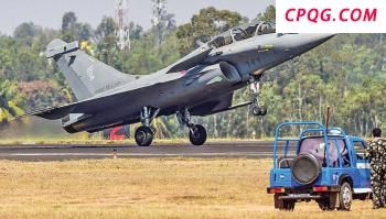 泰柬边境交火升级：互相指责开第一枪，动用火箭炮、F-16 冲突再起引发关注