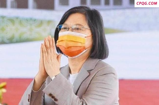“大罢免”最后时刻，一直沉默的蔡英文发声