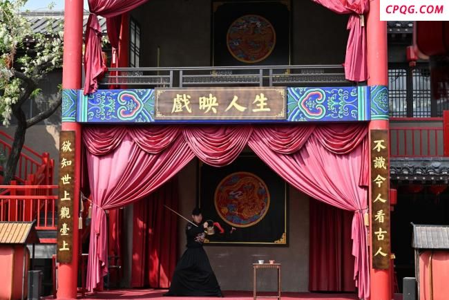 《戏台》让人看到喜剧的另一种可能