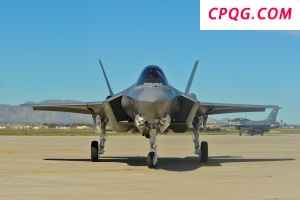美媒称美军缩减F-35战机采购量