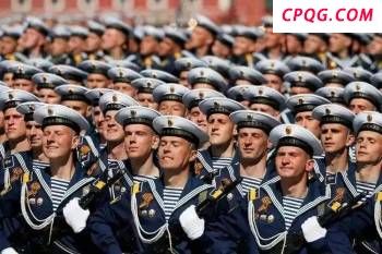 金正恩参谒中朝友谊塔并献花圈 纪念停战协定72周年
