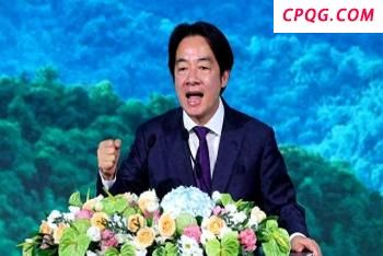 美波音客机起落架故障轮胎起火 乘客紧急撤离