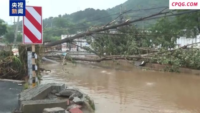 密云暴雨引发洪水 村民发声