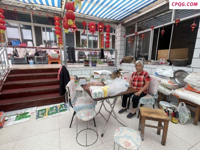 密云暴雨 村妇联主任家住进61位村民 暴雨夜里的温暖避风港
