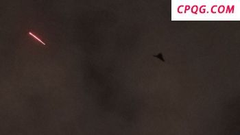 胡塞武装将升级海上封锁 警告袭击合作船只