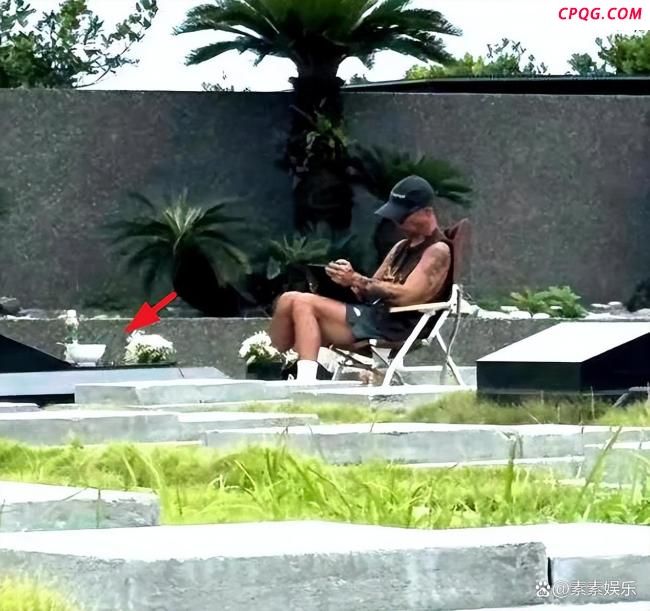 你如何看待具俊晔在墓园陪伴大S 深情守候引人泪目