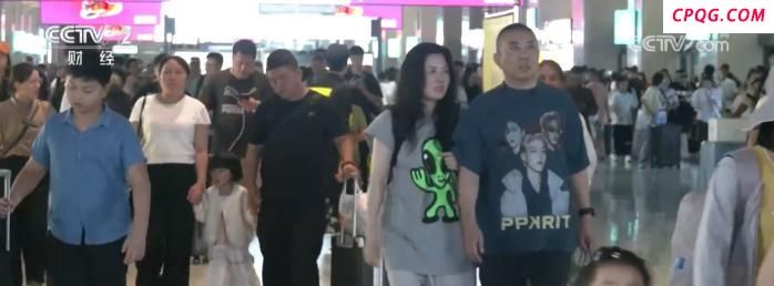 “清凉游”热度攀升 燃动夏日文旅经济热力