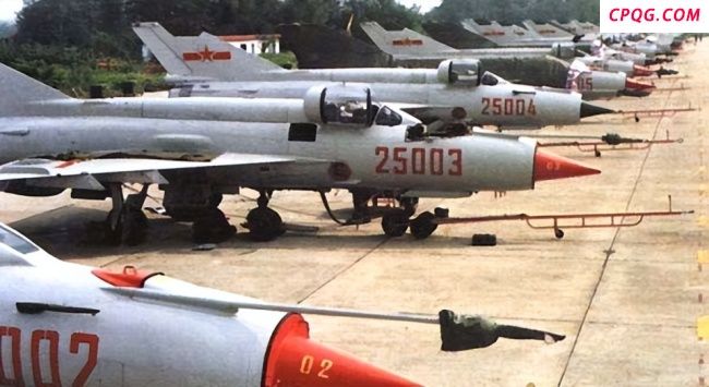 鲜为人知，法国曾向中国推销“阵风”战斗机，承诺1995年就能交货 中法军事交流往事