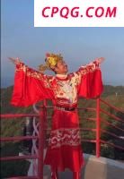 你觉得刀郎宜昌演唱会的氛围如何 草坪变身“刀迷专属能量区”