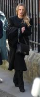 已婚女想与年轻男子分手被掐住咽喉 深夜KTV惊魂