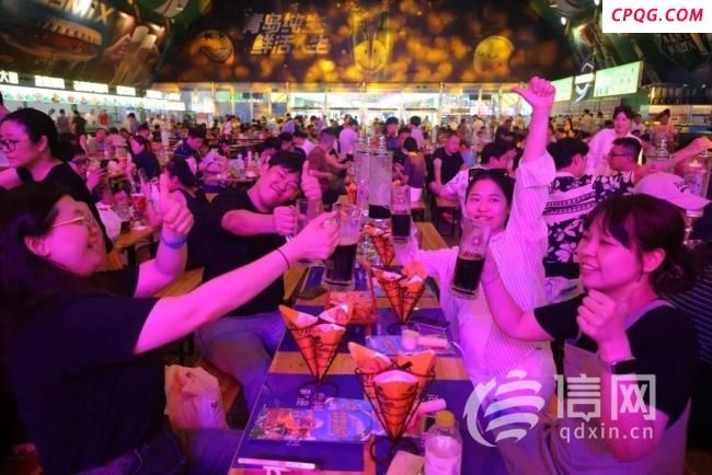 万名韩国游客游青岛