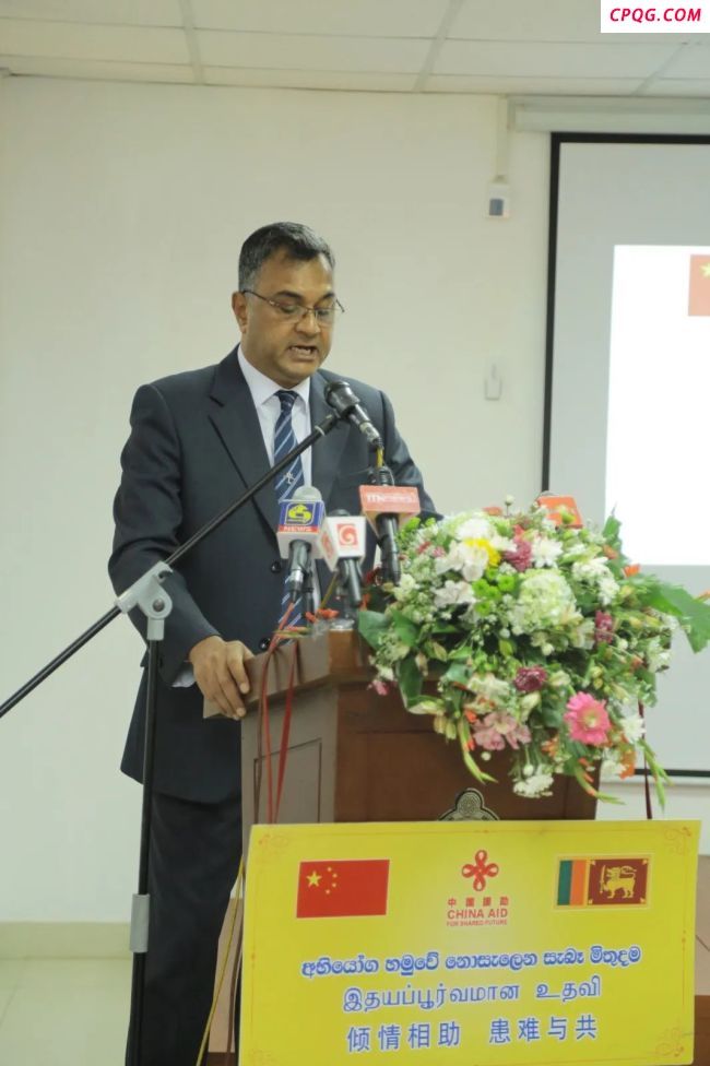 中国援助斯里兰卡抗洪救灾物资顺利交接 中斯友谊历久弥坚