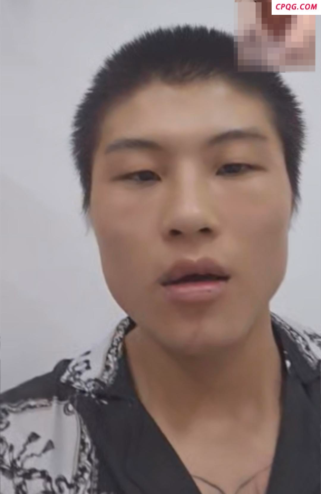 家属称失联弟弟脸上有伤痕疑被监视