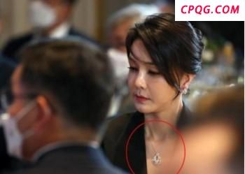 “特普会”能谈出和平吗 俄乌停火前景几何