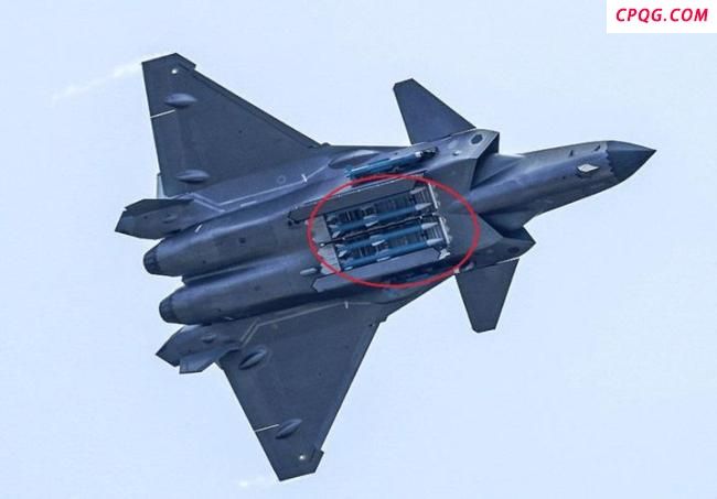 外媒眼中的PL-16导弹有多强？美媒曝300km射程霹雳-16助歼-20战力再飙升
