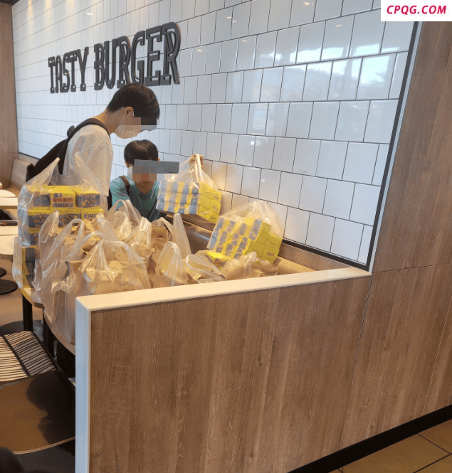 日本麦当劳发表道歉声明 宝可梦卡引发抢购风波