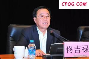 上半年销量140.9万辆，吉利汽车上调全年目标至300万辆 营收利润创新高