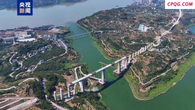 刷新进度条 渝万高铁渠溪河双线特大桥成功合龙