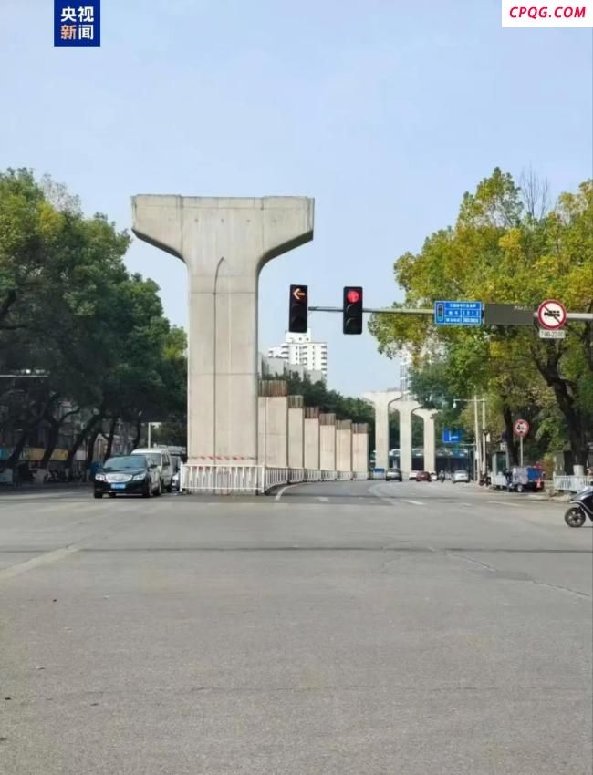 柳州书记：违建轻轨透支人民信任