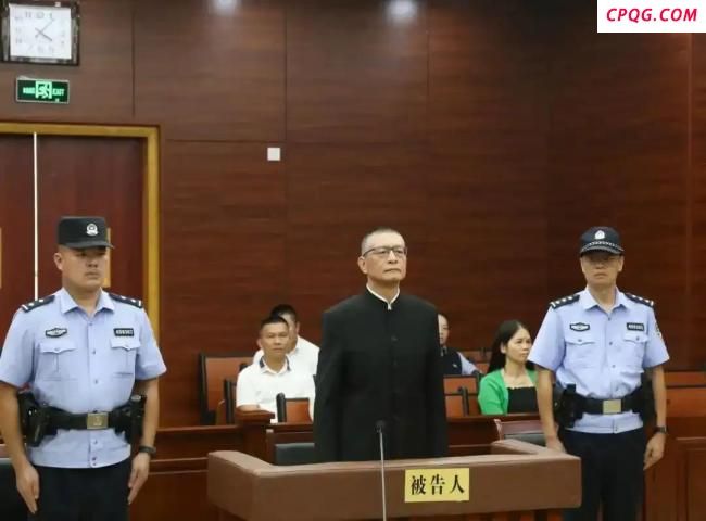 柳州书记：违建轻轨透支人民信任 政绩工程教训深刻
