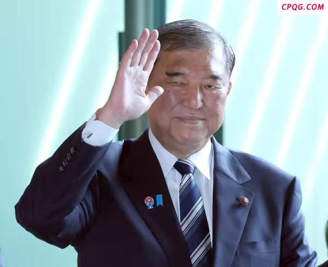 日本阻挠各国出席93阅兵，人民日报点名警告：日本无权说三道四！
