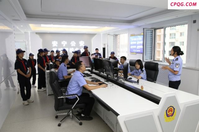 甘肃省兰州市公安局安宁分局“少年警校”揭牌成立