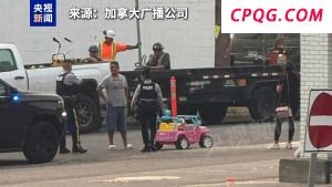 视频丨开玩具车上路还酒驾 加拿大一男子被捕