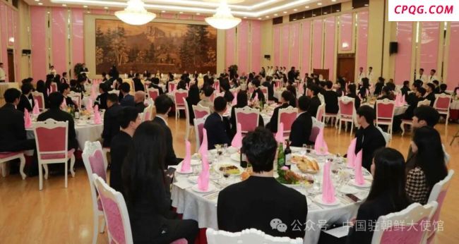 朝方为中国上海艺术团举行欢迎宴会 共促文化交流