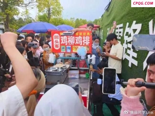 谁在偷走“鸡排哥”六块钱的快乐 流量下的无奈与窒息