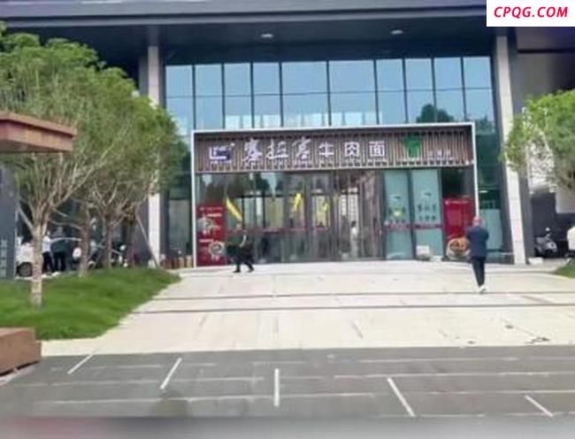 山西运城通报“小区大门改为面馆” 虚假宣传被罚