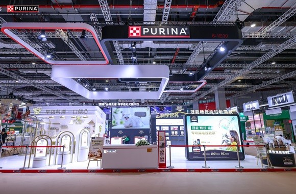 雀巢普瑞纳四大品牌它博会各展所长，新品“喜跃罐”惊艳全场