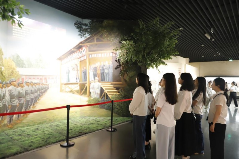 中建商砼基层厂站开展“建证力量”青年志愿者宣讲主题团日活动